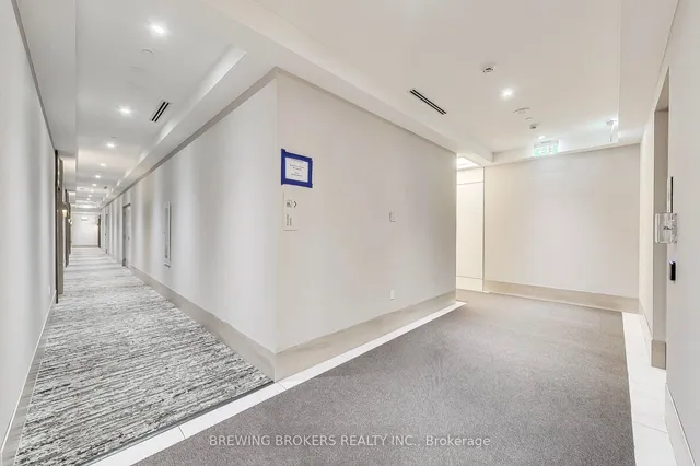 Additional image 6 of 20 Inn On The Park Dr Unit 933