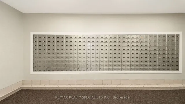 Additional image 5 of 18 Knightsbridge Rd Unit 1011