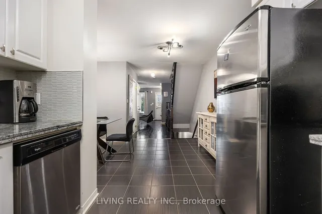 Additional image 14 of 225 Torbarrie Rd