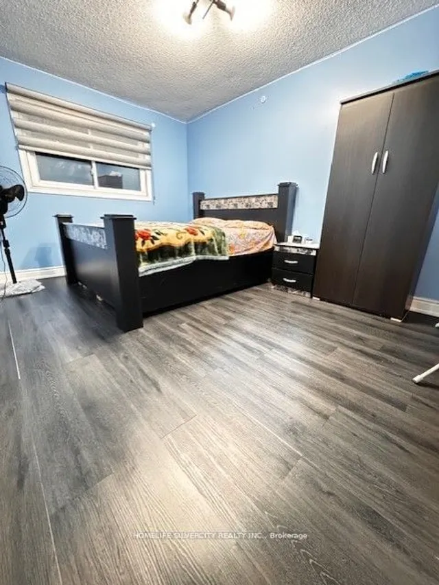 Additional image 16 of 32 Oaklea Blvd