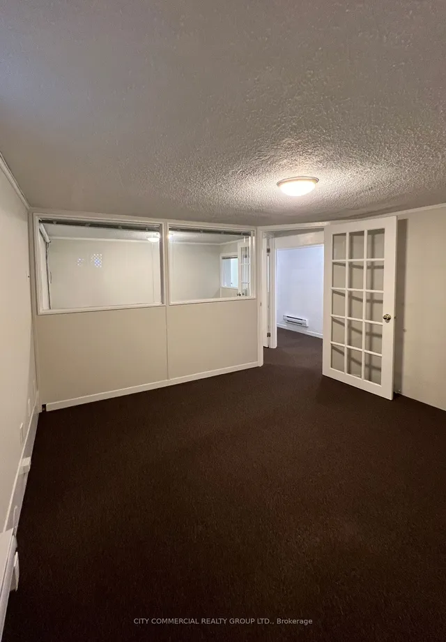 Additional image 12 of 33 Madison Ave