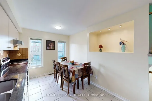 Additional image 10 of 82 Conn Smythe Dr