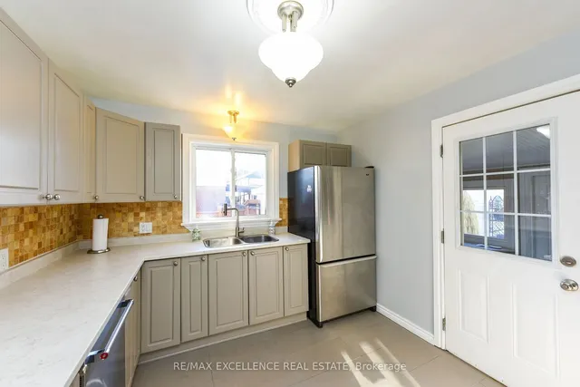 Additional image 12 of 38 Mccaul St