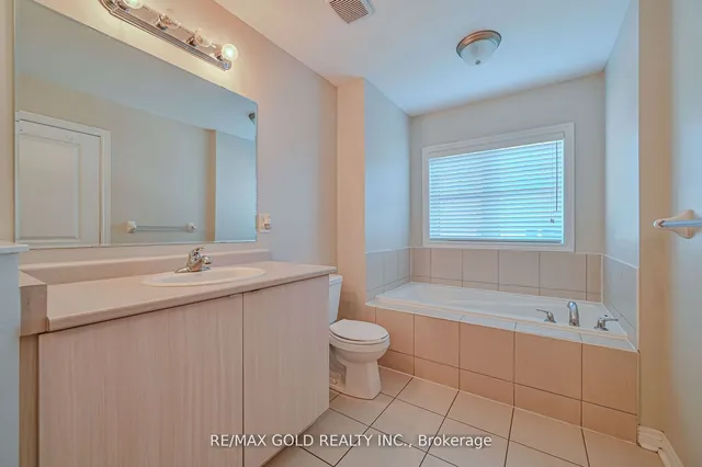 Additional image 28 of 101 Finegan Circ