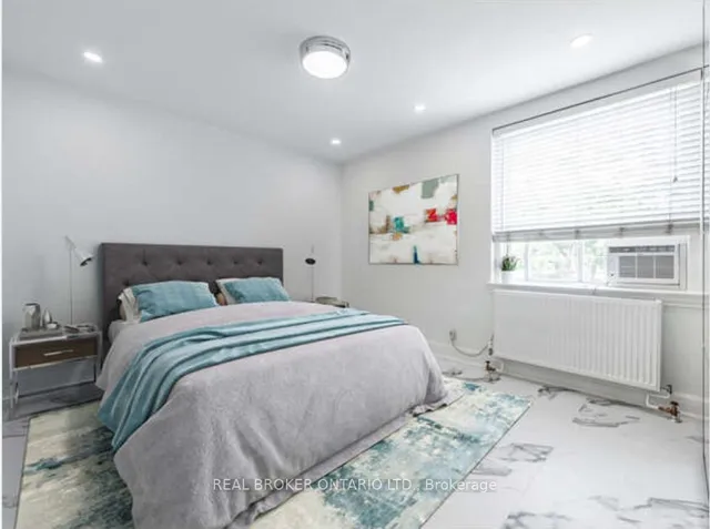 Additional image 10 of 2693 Lakeshore Blvd Unit 6