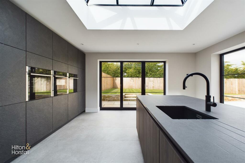 Additional image 14 of Rycroft Dairy, Wheatley Lane Road, Fence