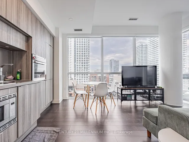 Additional image 9 of 39 Roehampton Ave Unit 1203