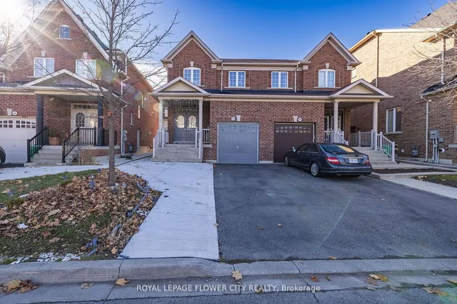 Primary image of 18 Loftsmoor Dr
