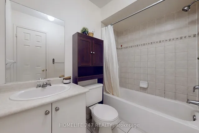 Additional image 19 of 82 Conn Smythe Dr