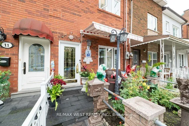 Additional image 2 of 13 Rolyat St