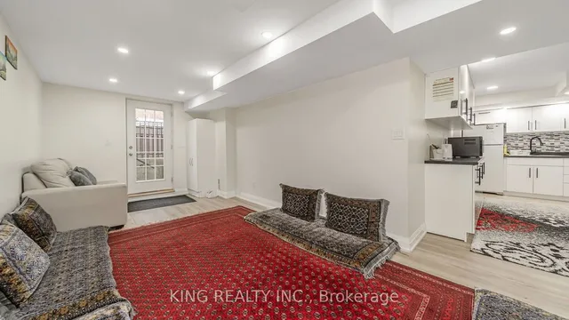 Additional image 36 of 27 Foxmere Rd