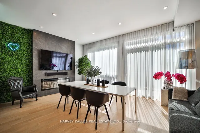 Additional image 8 of 39 Marquette Ave