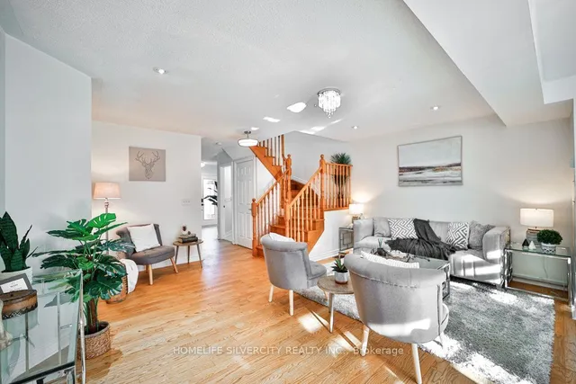 Additional image 8 of 55 Samantha Cres