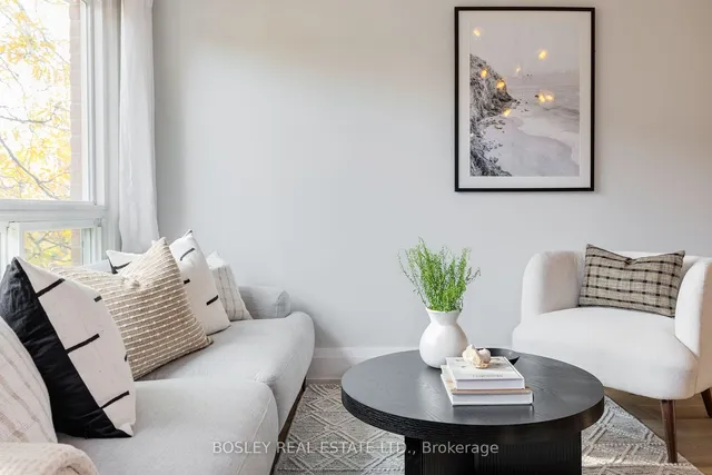 Additional image 11 of 104 Dutch Myrtle Way