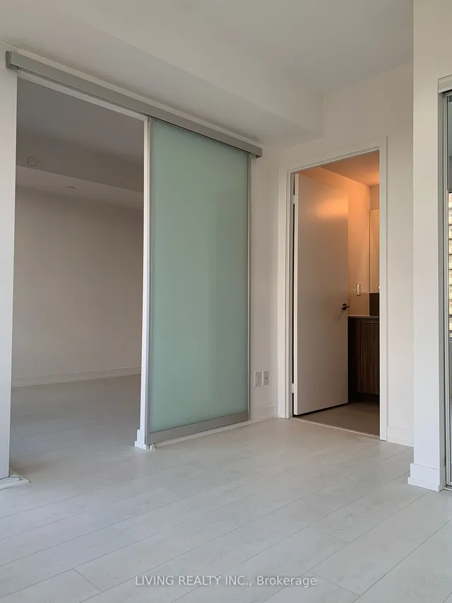 Additional image 15 of 19 Western Battery Rd Unit 3020