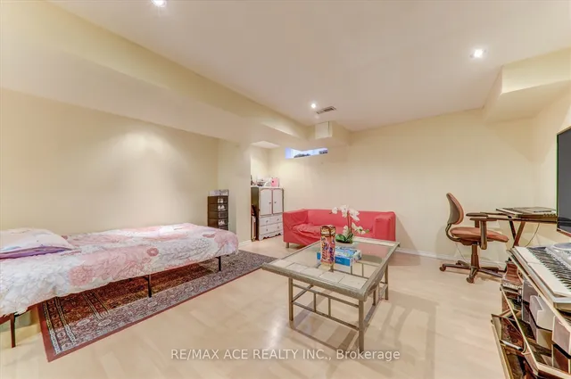 Additional image 28 of 112 Pinery Tr