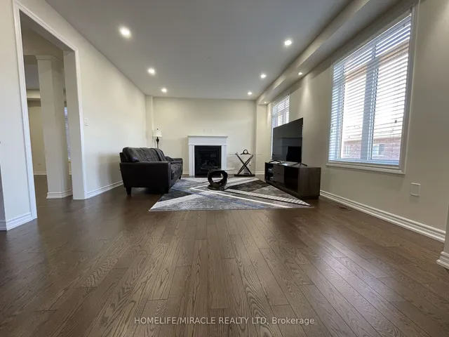 Additional image 2 of 84 Roulette Cres