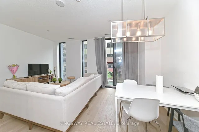 Additional image 17 of 25 Richmond St Unit 221