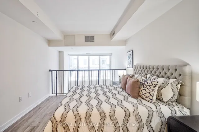 Additional image 23 of 77 Shuter St Unit 520