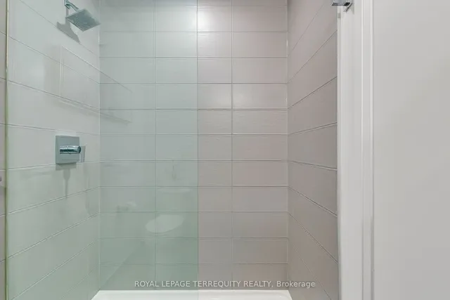 Additional image 25 of 4208 Dundas St Unit 520