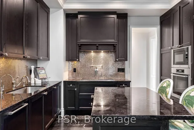 Additional image 10 of 311 Bay St Unit 3901