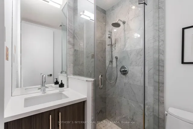 Additional image 21 of 29 Queens Quay Unit Th 115