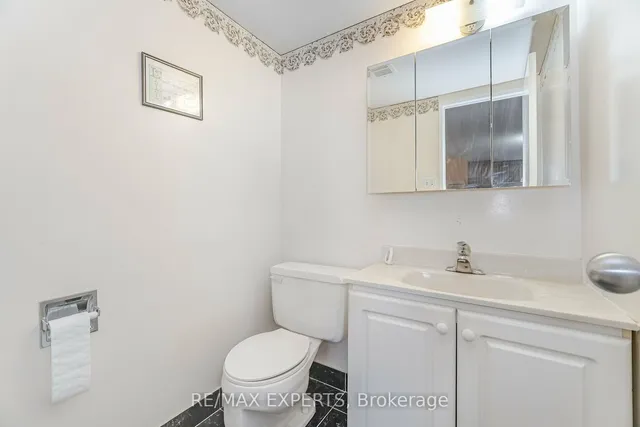 Additional image 19 of 25 Kensington Rd Unit 1407