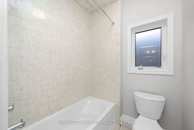 Additional image 33 of 38 Keyworth Cres