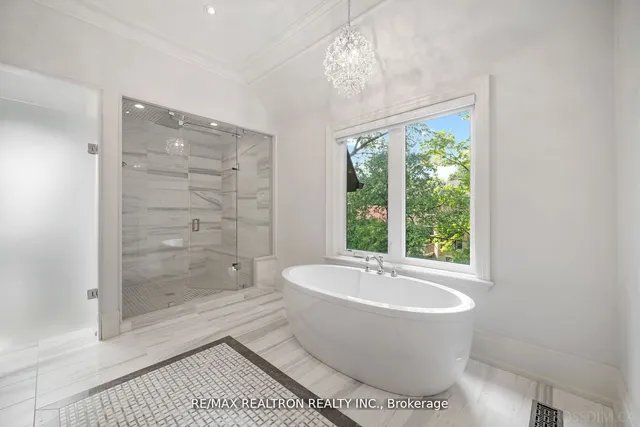 Additional image 23 of 12 Waring Crt