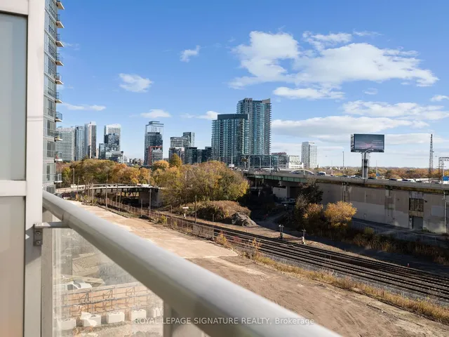 Additional image 37 of 55 East Liberty Unit 512