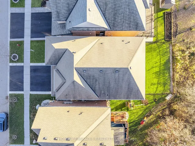 Additional image 35 of 162 Leadership Dr