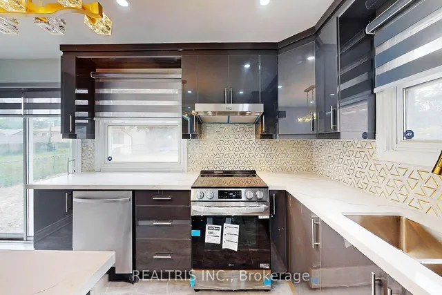 Additional image 13 of 36 Tealham Dr