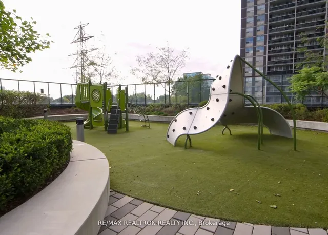 Additional image 6 of 5 Mabelle Ave Unit 2328