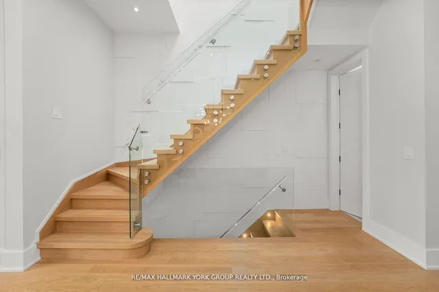 Additional image 6 of 100 Roe Ave