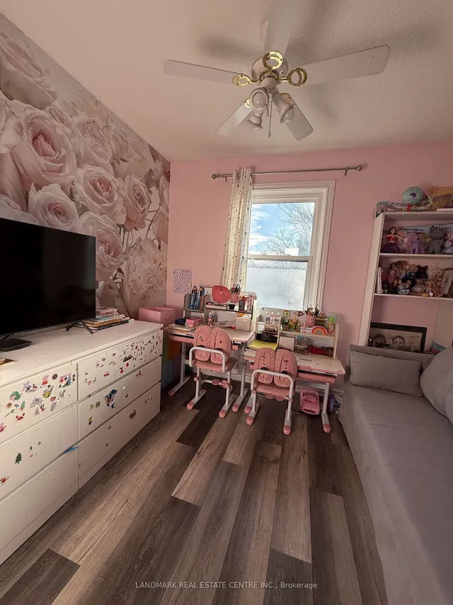 Additional image 17 of 19 Guildford Cres