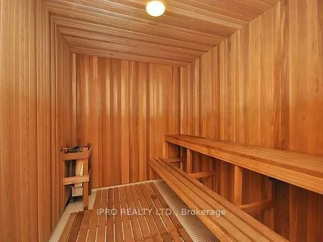 Additional image 29 of 155 Legion Rd Unit 408