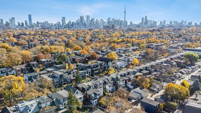 Additional image 40 of 660 Crawford St