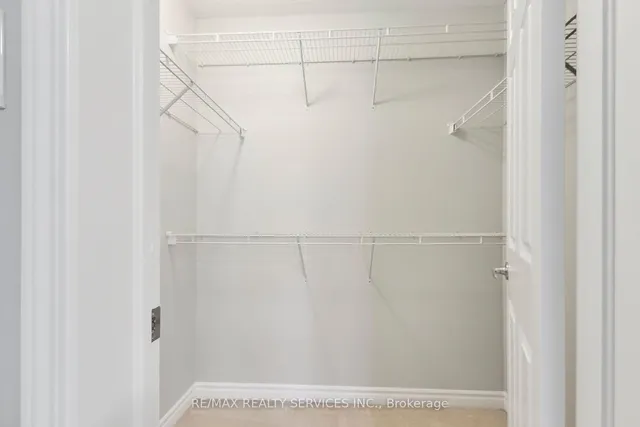 Additional image 26 of 8 TOLEDO Lane