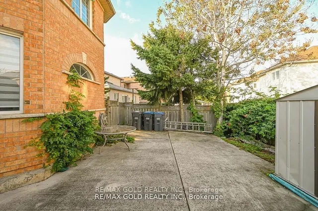 Additional image 40 of 52 Sandyshores Dr