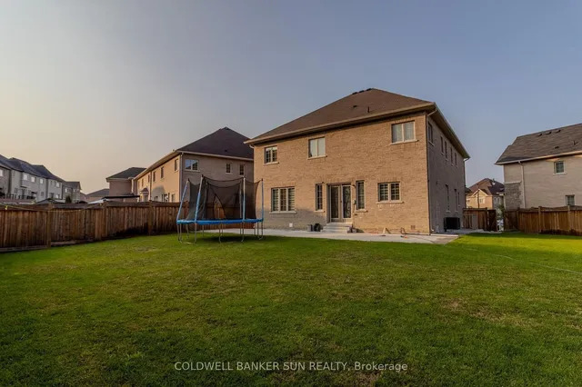 Additional image 39 of 16 Archway Tr