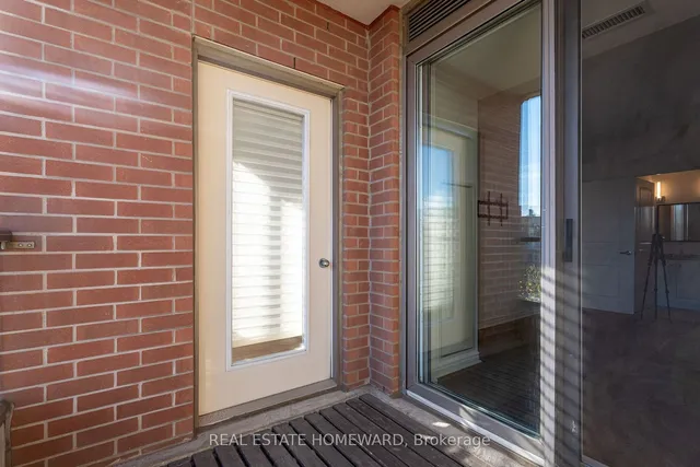 Additional image 10 of 168 King St Unit 708