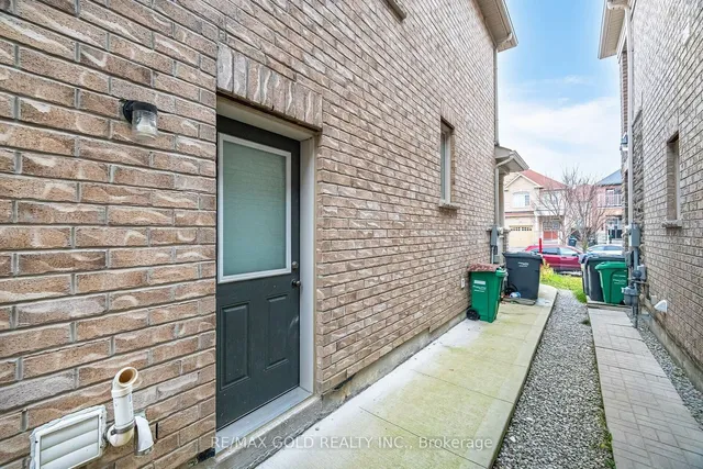 Additional image 23 of 32 Vanderpool Cres