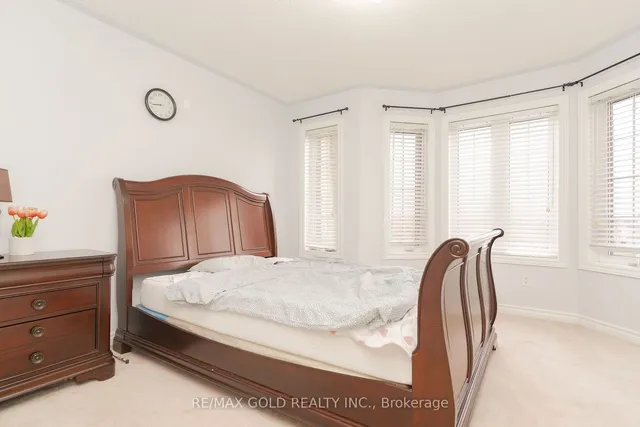 Additional image 23 of 25 Telegraph St