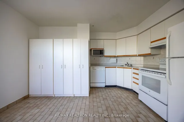 Additional image 9 of 5795 Yonge St Unit 1205