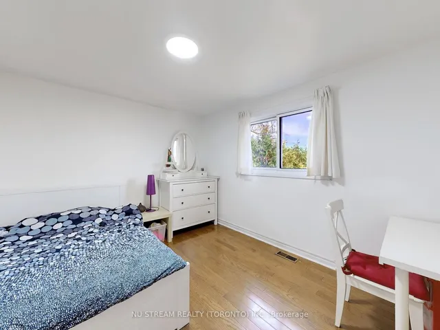 Additional image 24 of 83 Corinthian Blvd