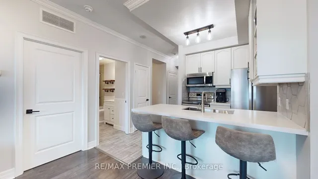 Additional image 12 of 100 John St Unit 1309