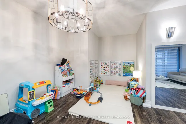 Additional image 7 of 100 Wingarden Crt Unit 1612