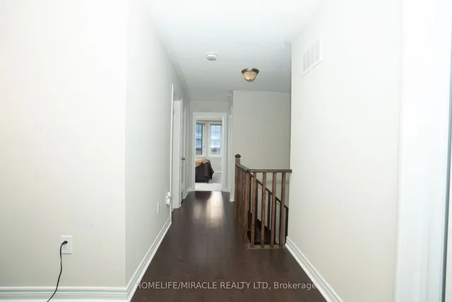 Additional image 8 of 83 Finegan Circ