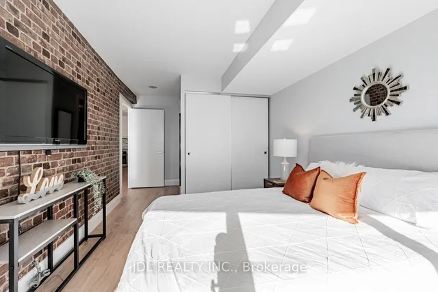 Additional image 20 of 397 Front St Unit 1802