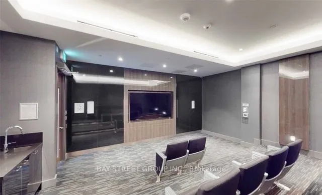 Additional image 16 of 36 Forest Manor Rd Unit 209